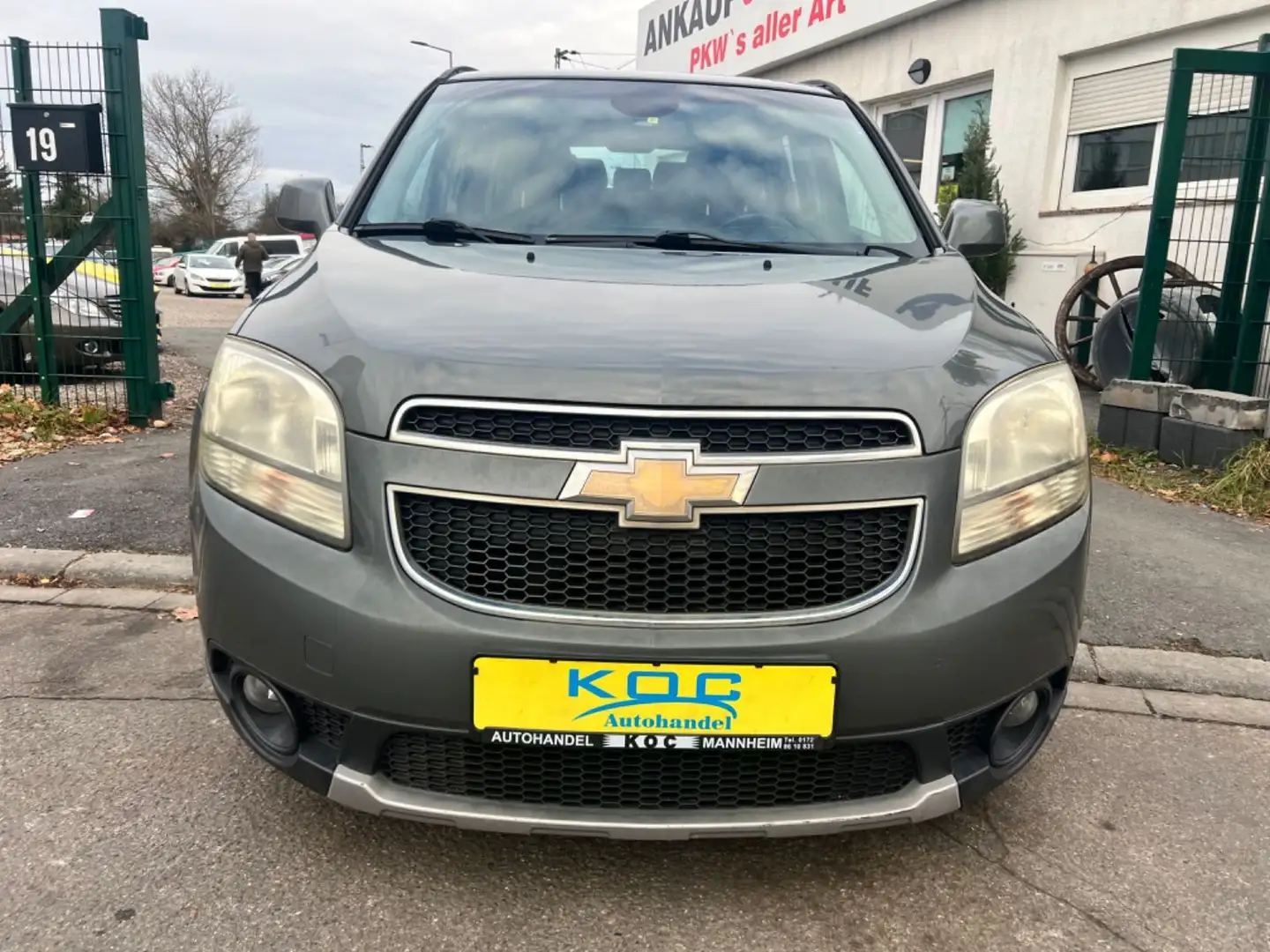 Chevrolet Orlando LT / 1. Hand / 7-Sitzer Grau - 2
