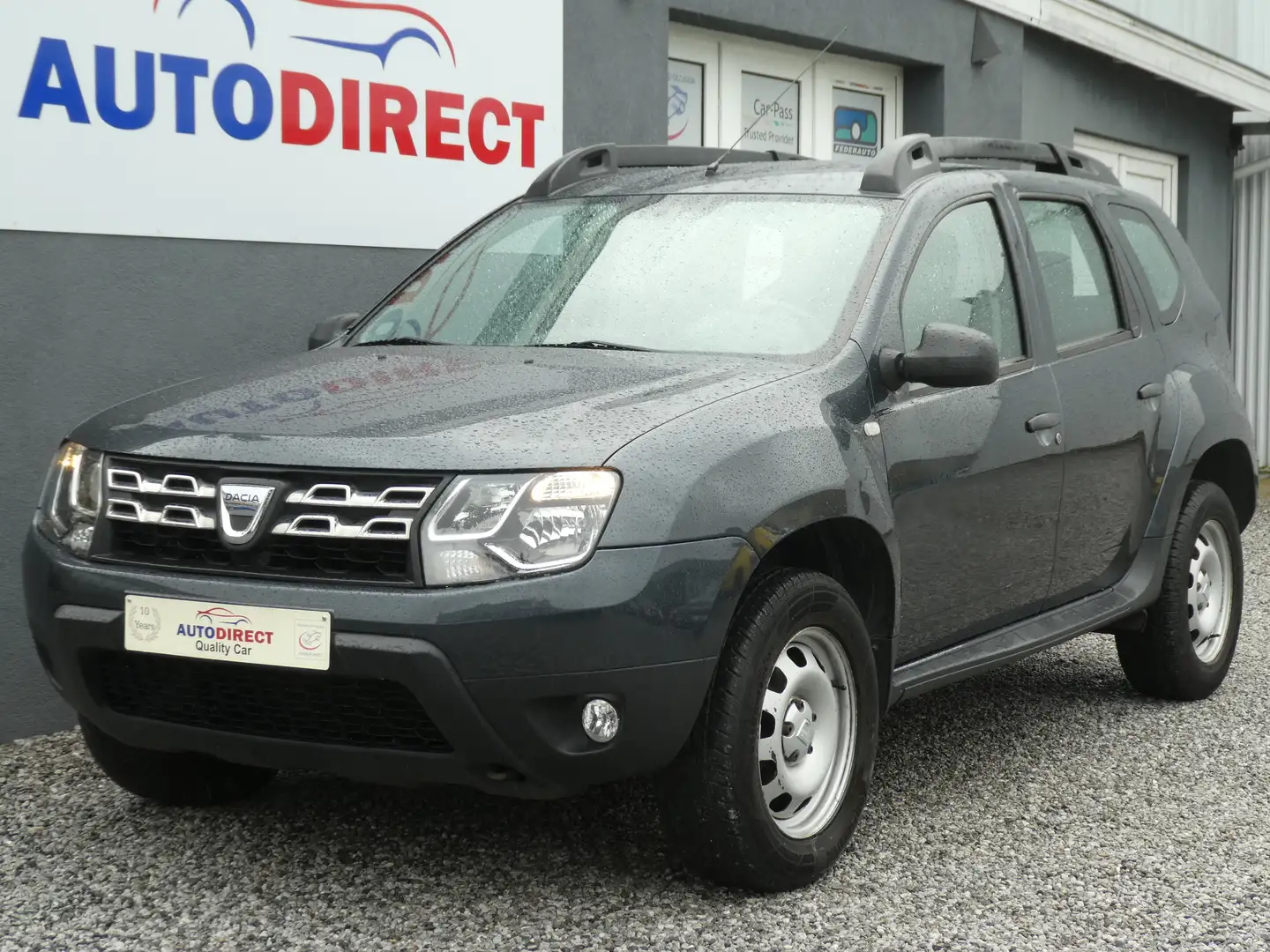 Dacia Duster 1.6i 4x2 Ambiance 98000Km **GARANTIE 1 JAAR** Grey - 1