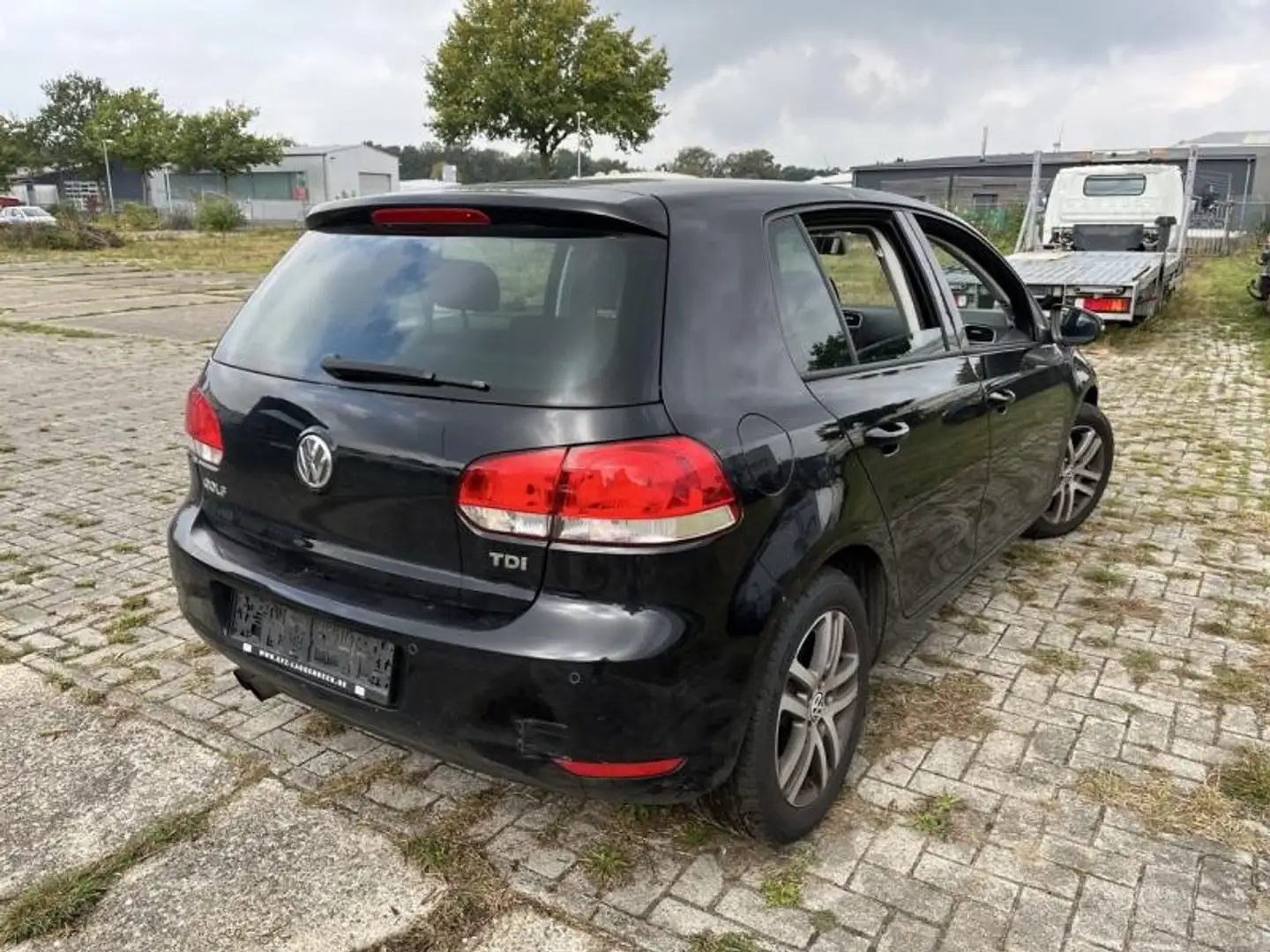 Volkswagen Golf Comfortline 2.0 TDI Klima SHZ PDC Temp AUX Noir - 2