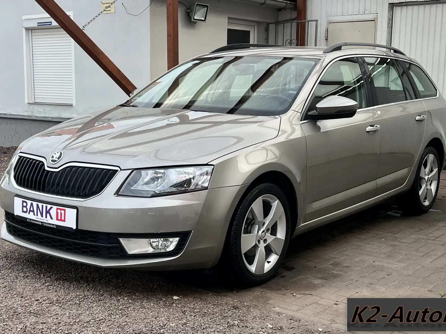 Skoda Octavia Ambition Bronz - 1