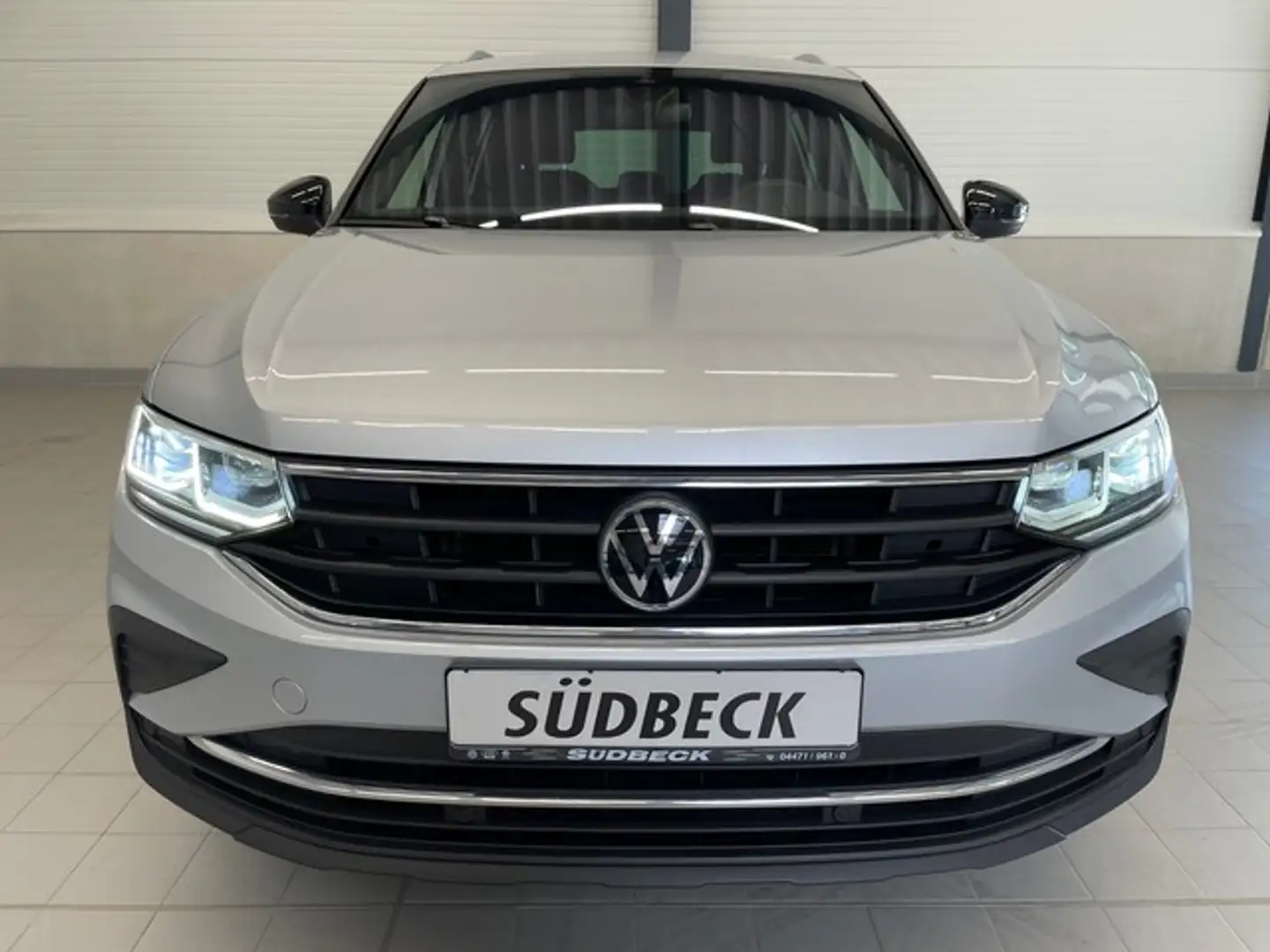Volkswagen Tiguan 1.5 TSI United APP+ACC+LANE+MATRIX Silber - 2