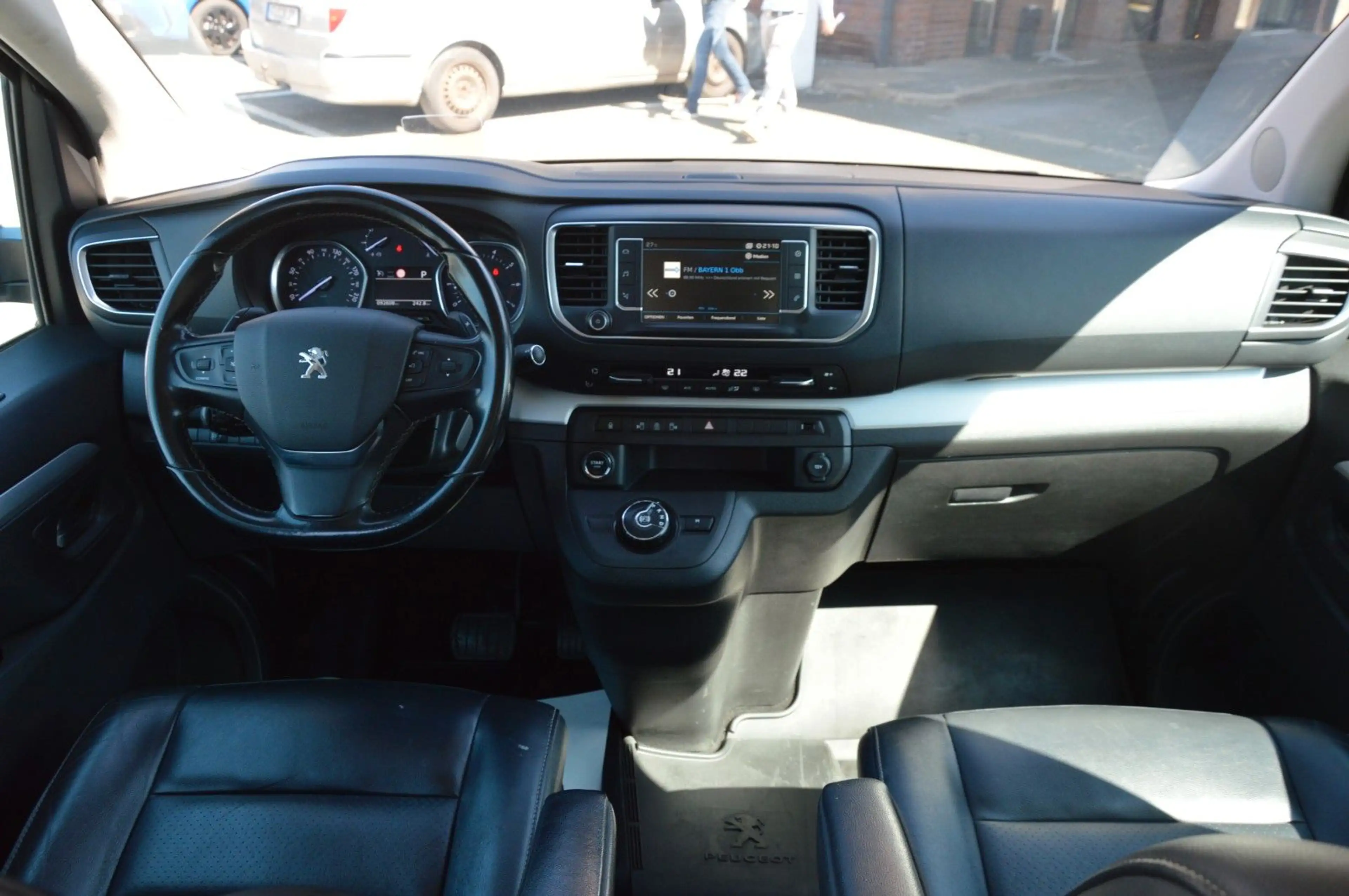 Peugeot Traveller L2 2.0 HDI"STANDHZ"KAMERA"AHK"LEDER" — photo 9