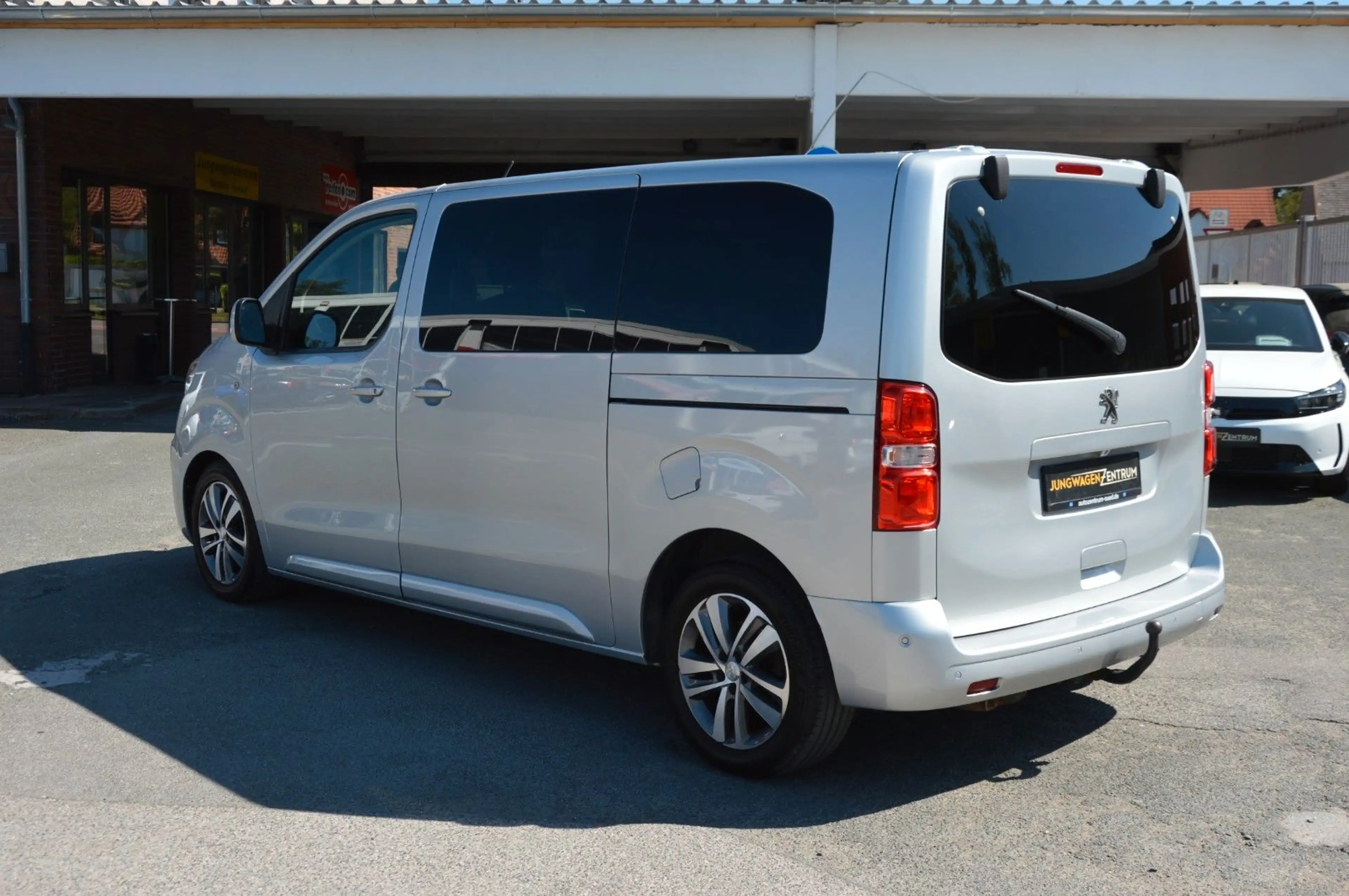 Peugeot Traveller L2 2.0 HDI"STANDHZ"KAMERA"AHK"LEDER" — photo 6