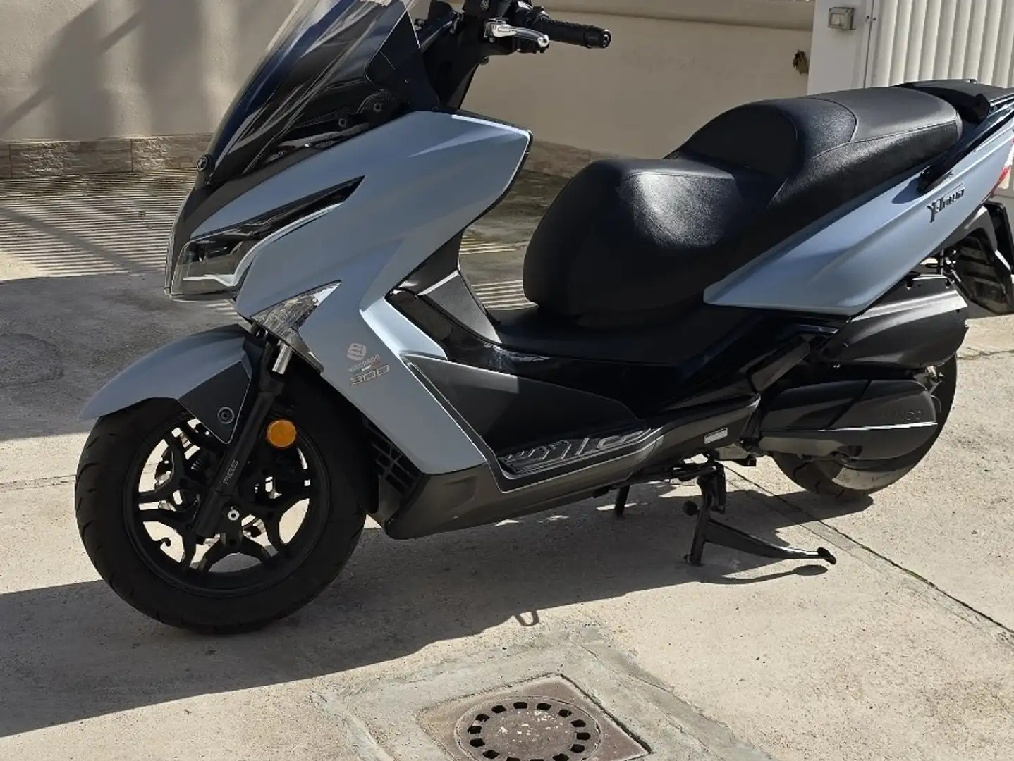 Kymco X-Town 300i Modrá - 1