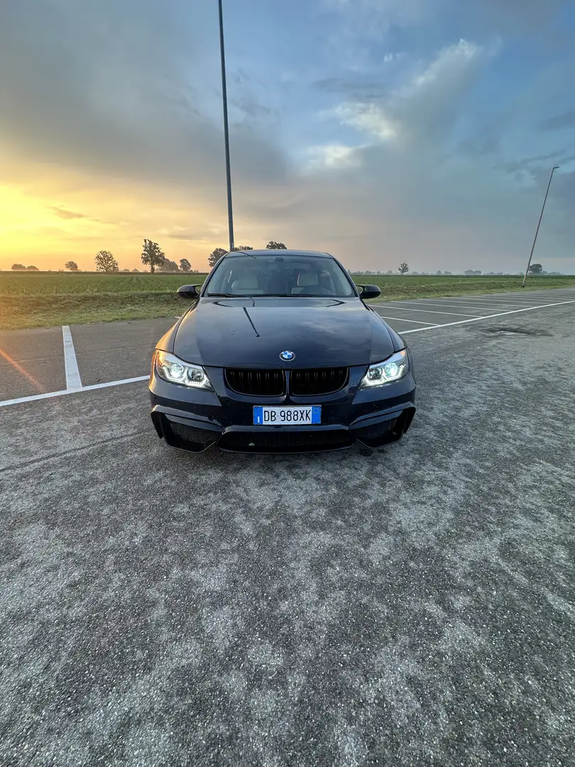 BMW 330 330d Msport - 1