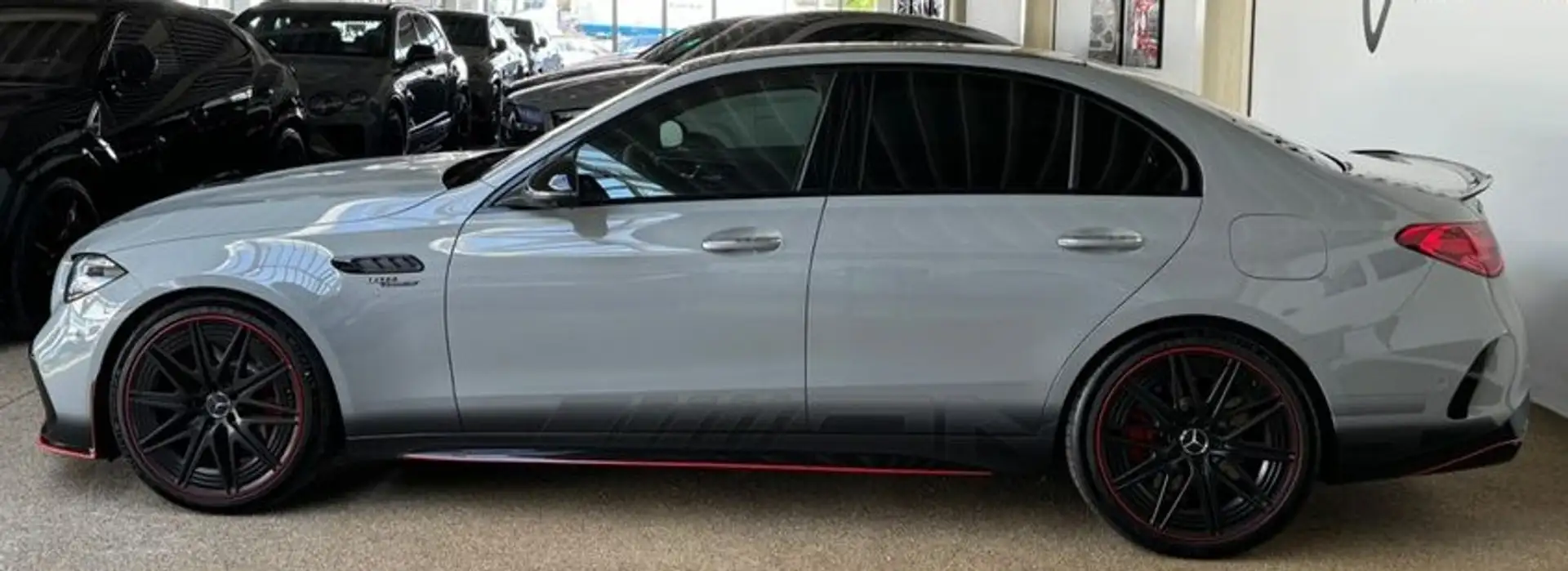 Mercedes-Benz C 63 AMG S E Performance 4Matic+ Gris - 2