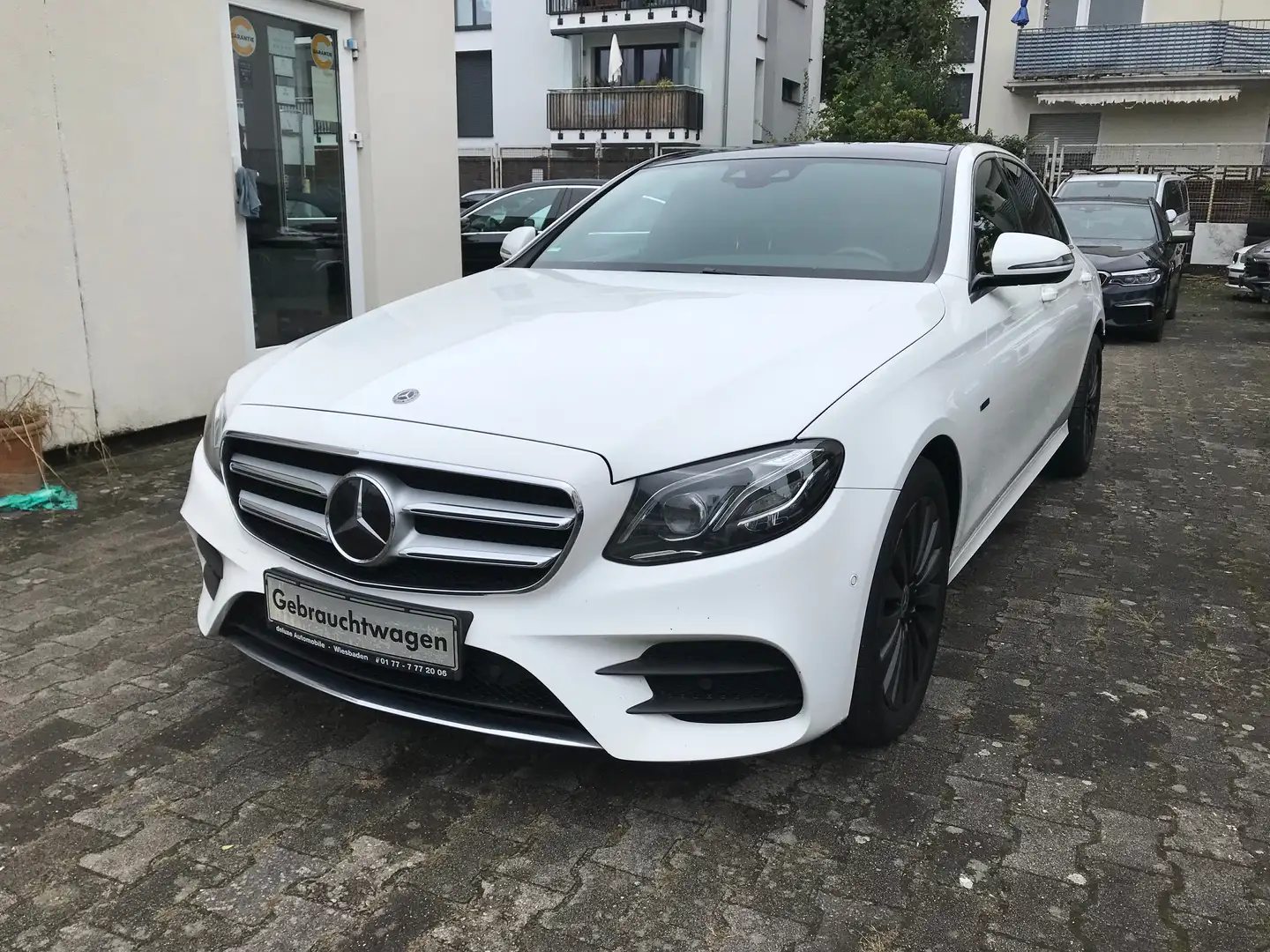 Mercedes-Benz E 300 Diesel Plugin Hyb. 9G-TRONIC 2x AMG Line ACC*PANO Blanc - 2