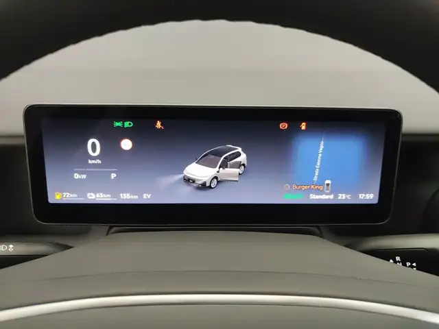 Leapmotor B10 view 13