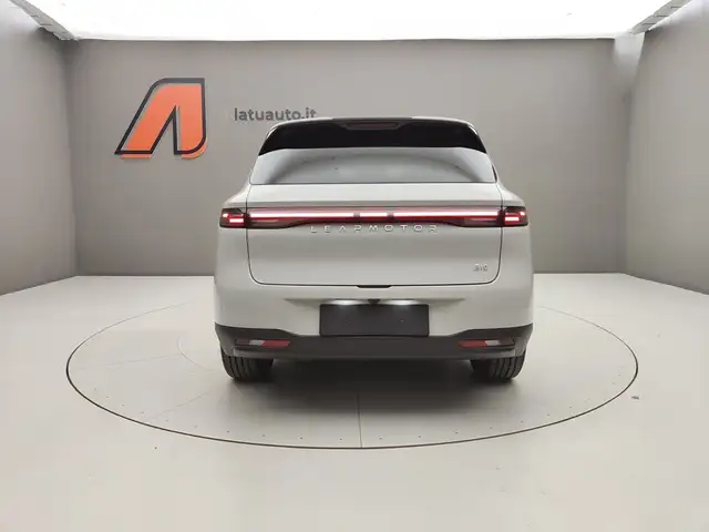 Leapmotor B10 view 7
