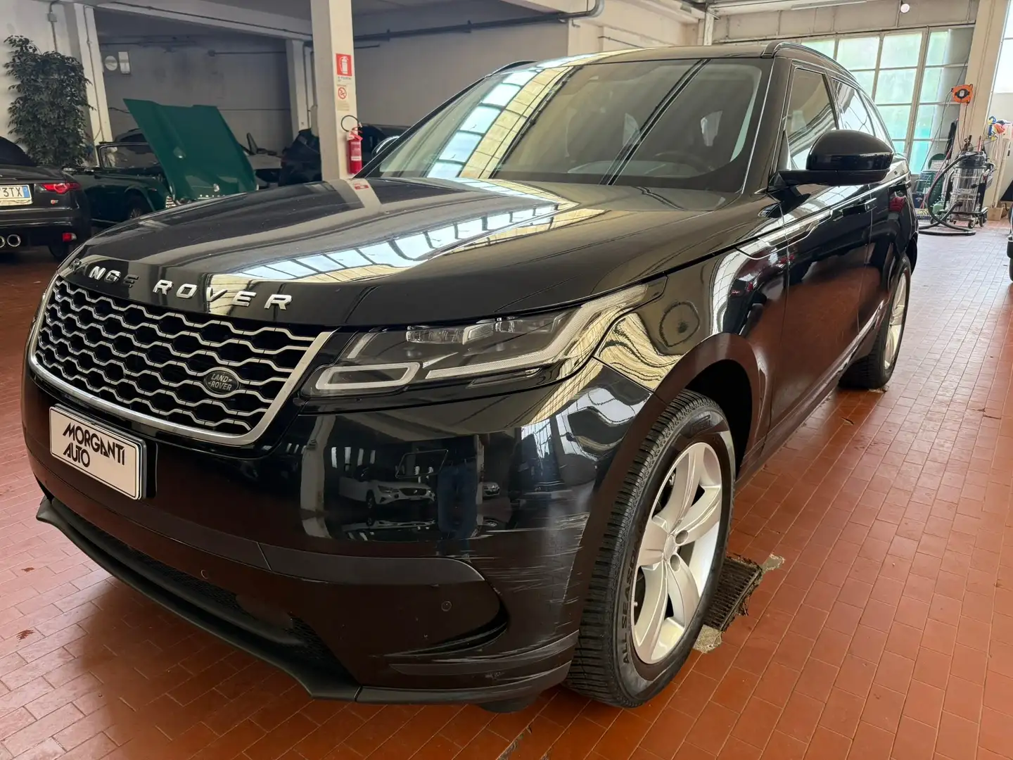 Land Rover Range Rover Velar Range Rover Velar 2.0d i4 S 240cv auto COMMERCIANT Noir - 1