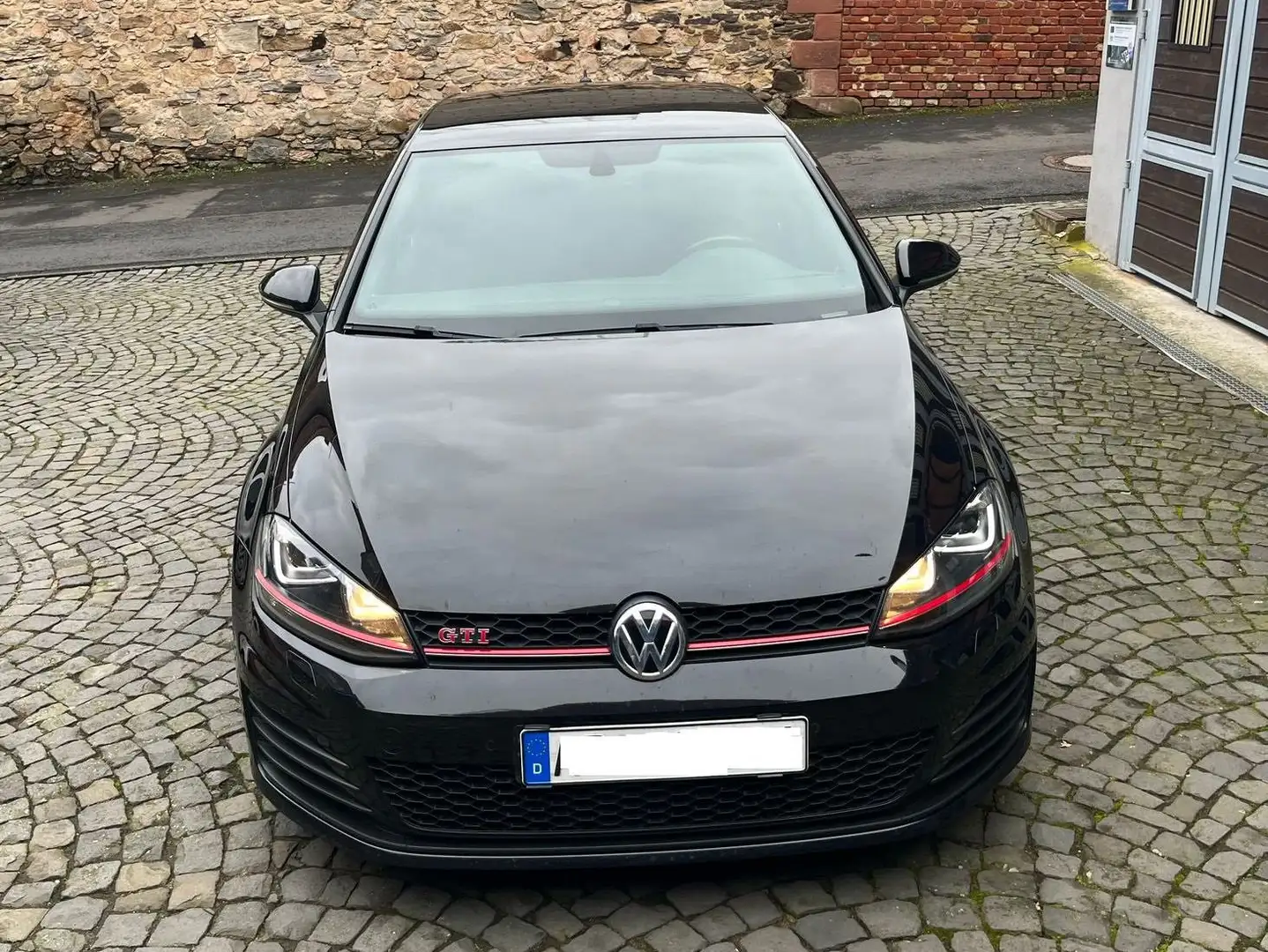 Volkswagen Golf GTI Golf VII 5-Türer (BlueMotion Technology) DSG Schwarz - 1