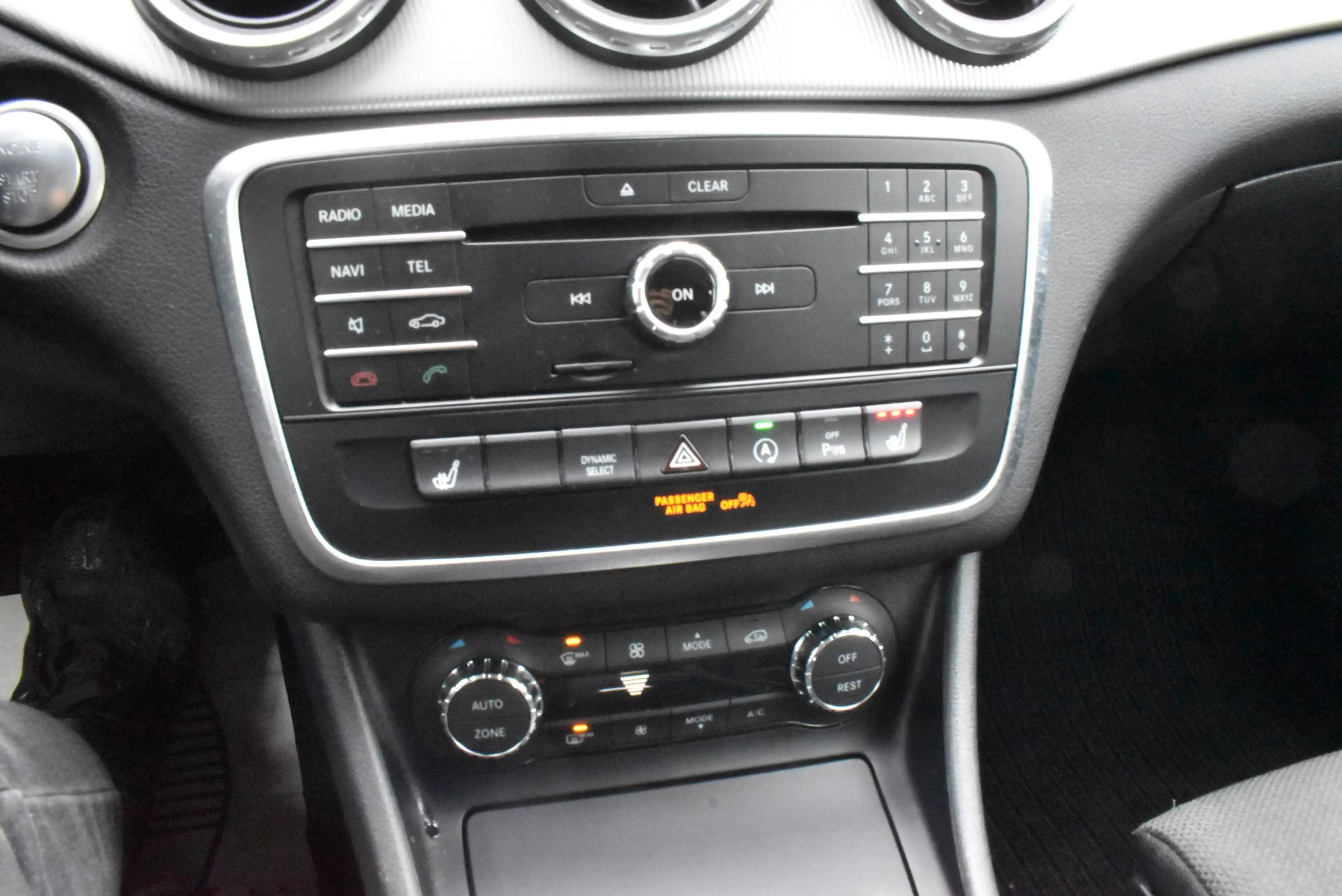 Mercedes-Benz GLA 180 d Autom Pack Sport /BI-Xenon ***12M GARANTIE***99.000KM!!! — photo 11