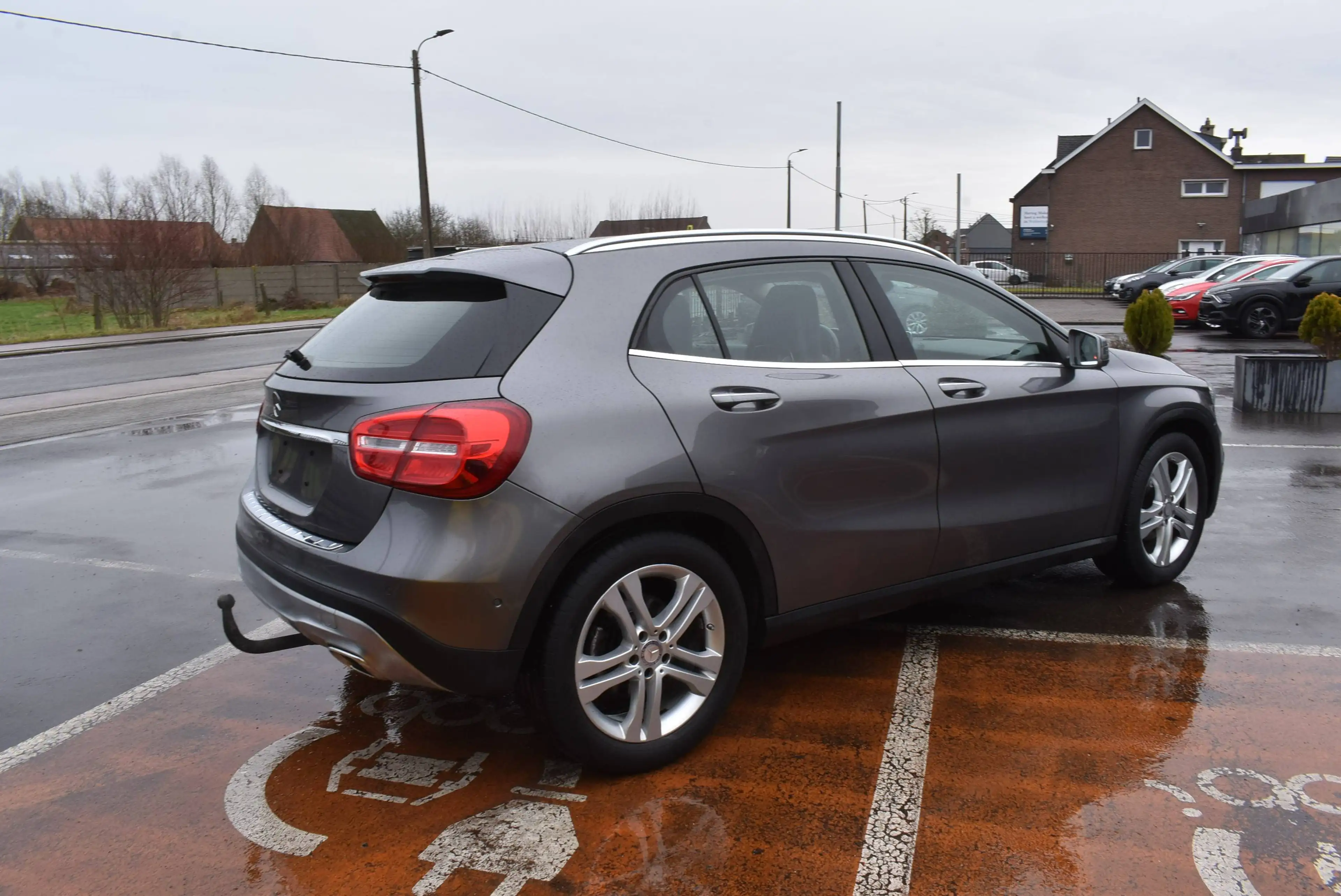 Mercedes-Benz GLA 180 d Autom Pack Sport /BI-Xenon ***12M GARANTIE***99.000KM!!! — photo 7