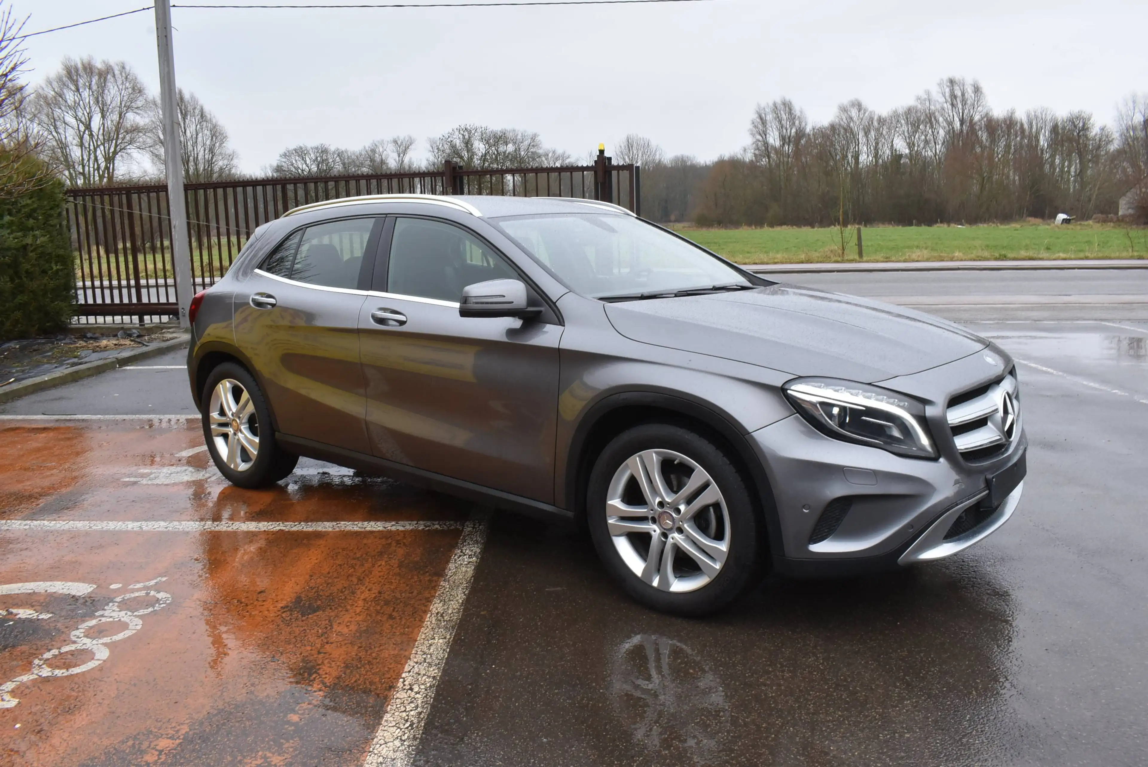 Mercedes-Benz GLA 180 d Autom Pack Sport /BI-Xenon ***12M GARANTIE***99.000KM!!! — photo 6