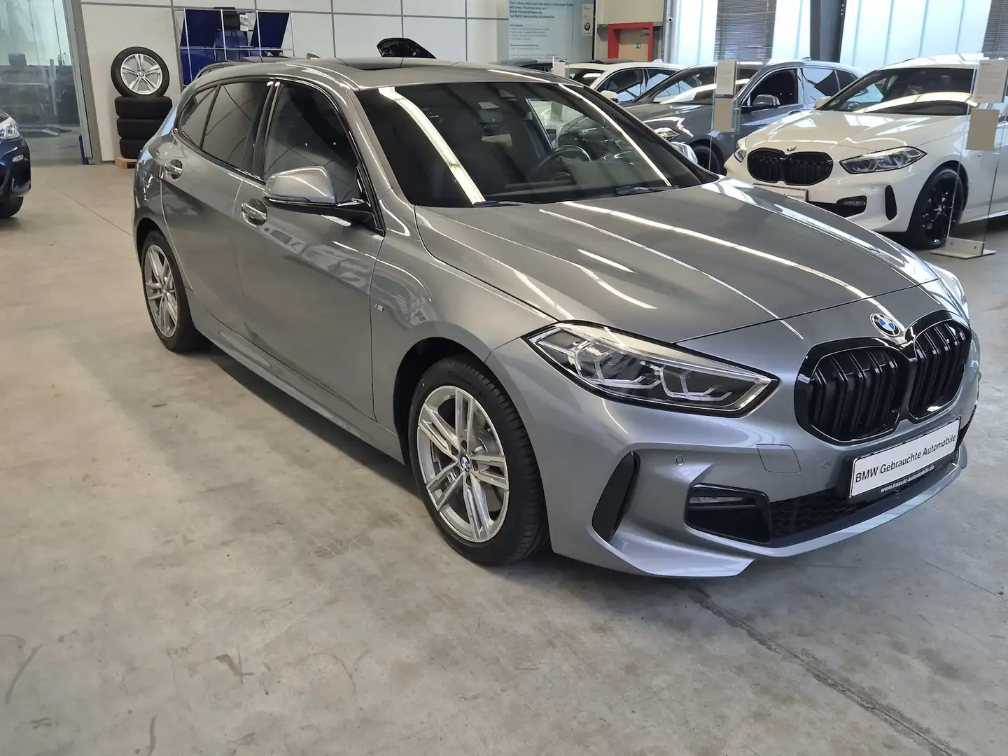 BMW 120 120i M Sport /NAVI/LED/PANO-SD/HIFI/LCP/18 Zoll Gri - 2