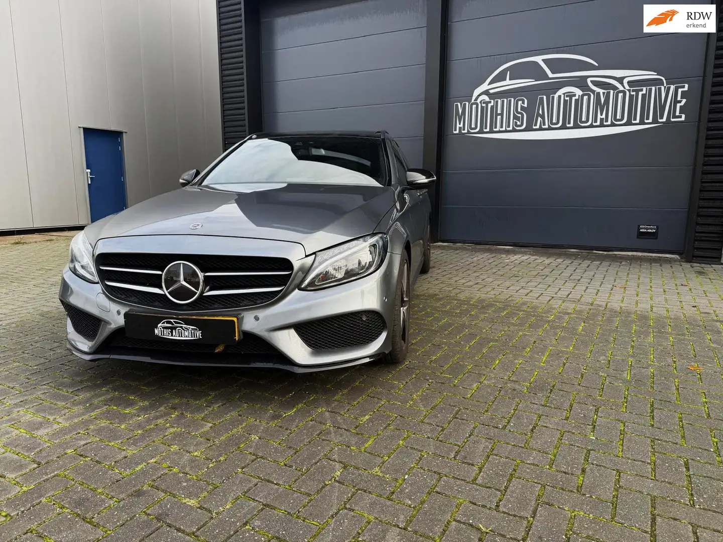 Mercedes-Benz C 220 Estate CDI Premium Plus AMG Line Grijs - 1