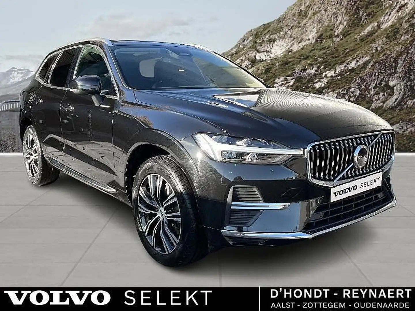 Volvo XC60 Inscription, B4 Mild-Hybrid Benzin Noir - 2