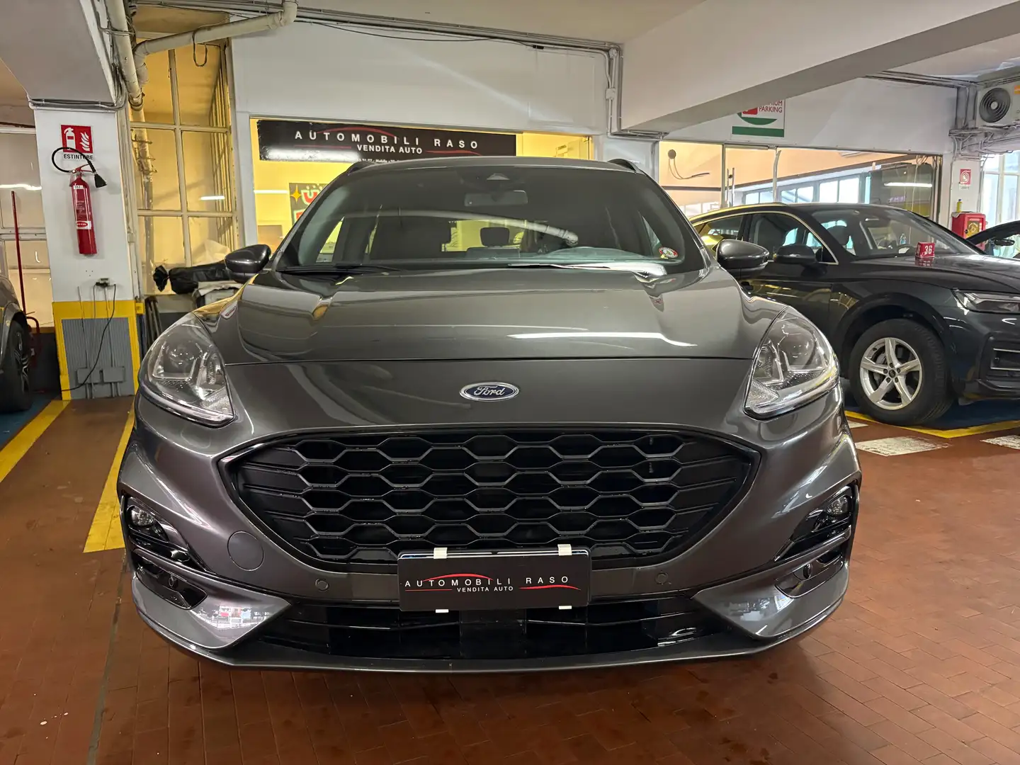 Ford Kuga Kuga 2.5 phev ST-Line X 2wd 225cv cvt Grijs - 2