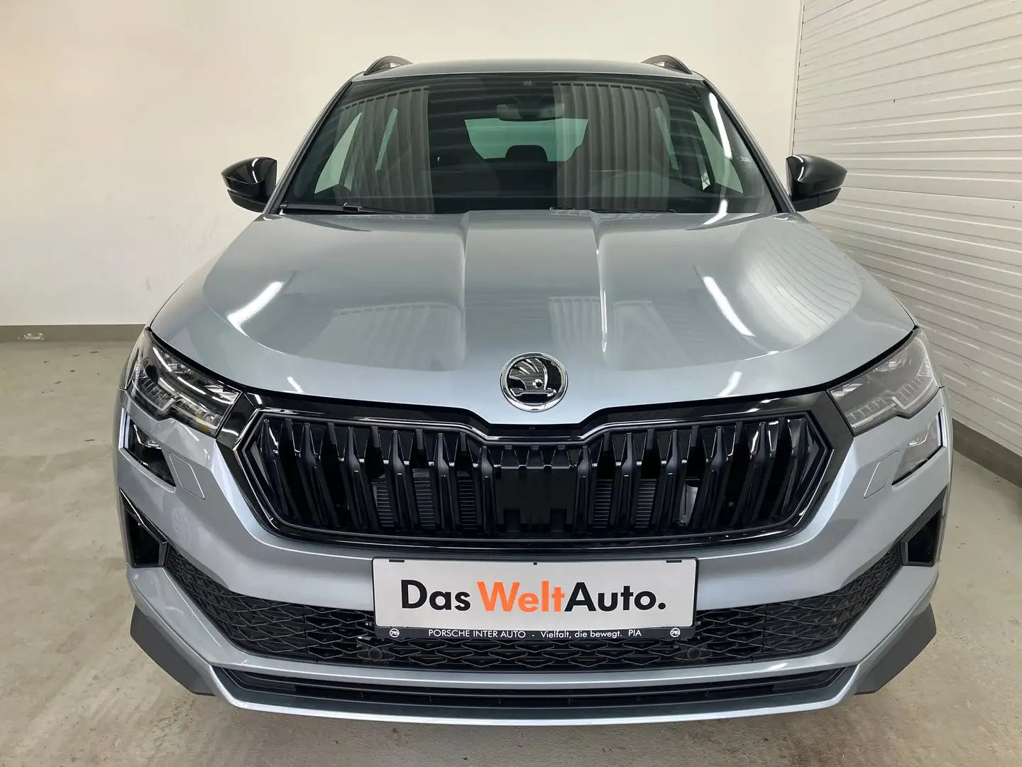 Skoda Karoq Sportline TSI DSG ACT Silber - 2