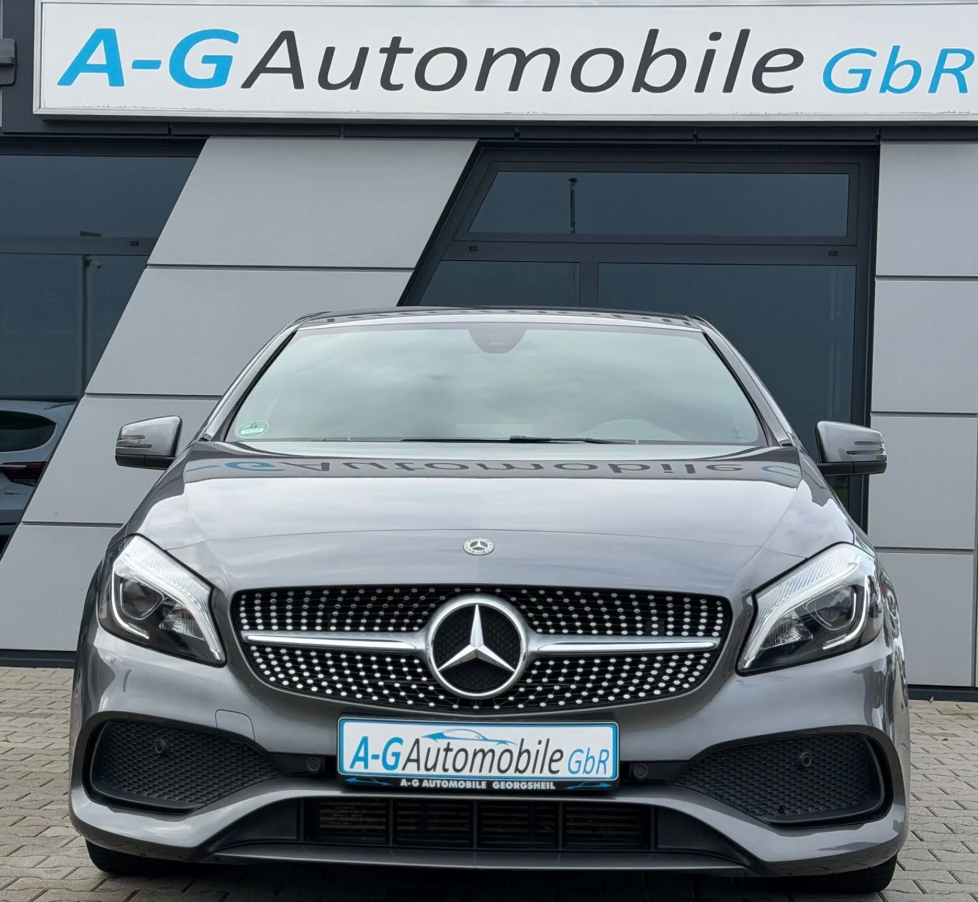 Mercedes-Benz A 180 AMG Line Automatik Sportsitze 18"AMG LED — photo 2