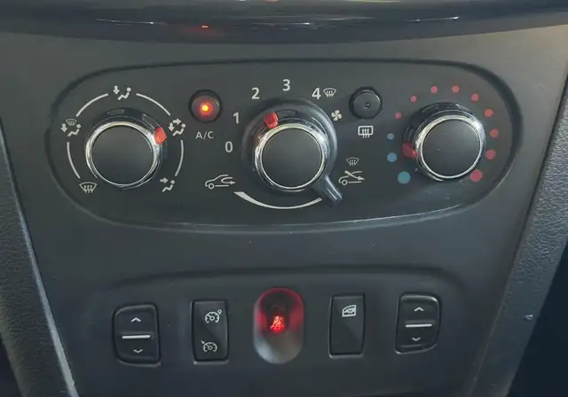 Dacia Sandero view 19
