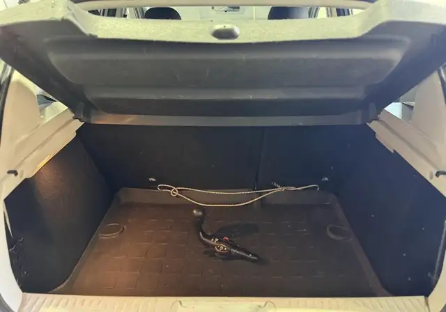 Dacia Sandero view 17