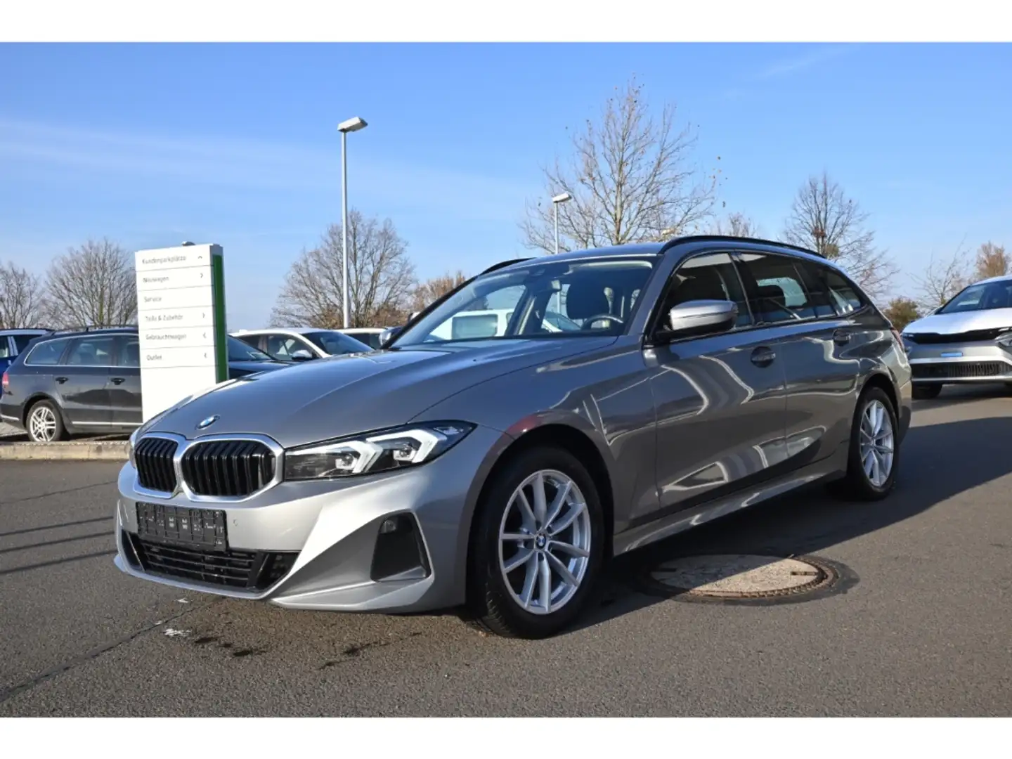 BMW 318 d Touring Navi LED SHz Apple CP Tempomat Grijs - 1