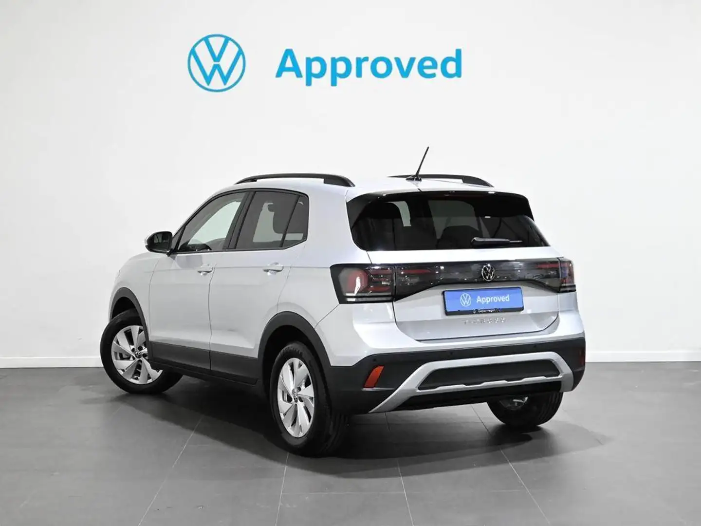 Volkswagen T-Cross 1.0 TSI Life 85kW Aut. Plateado - 2