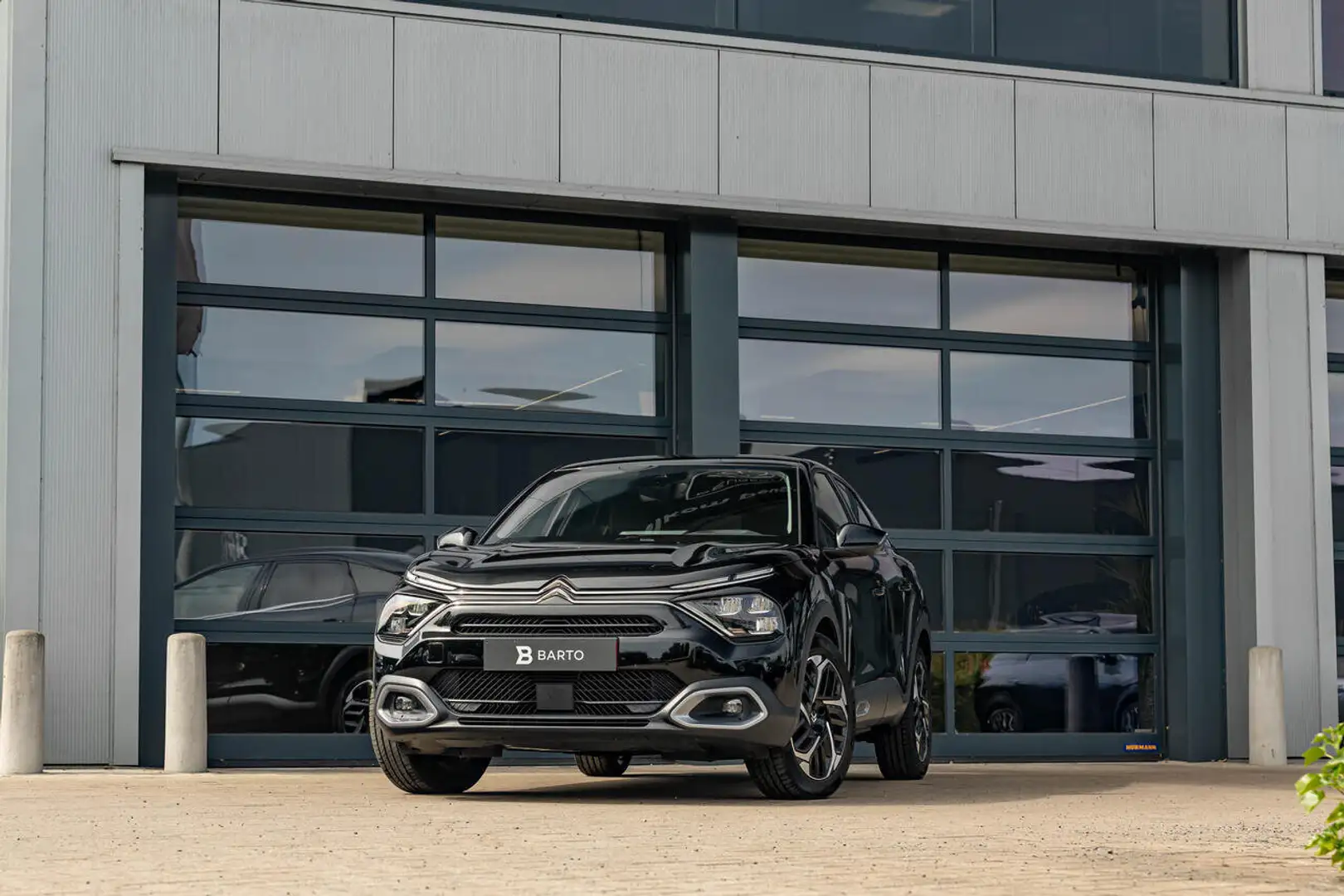 Citroen C4 130 PK AT | MAX | Camera | Adapt. Cruisctrl. | ... Noir - 1