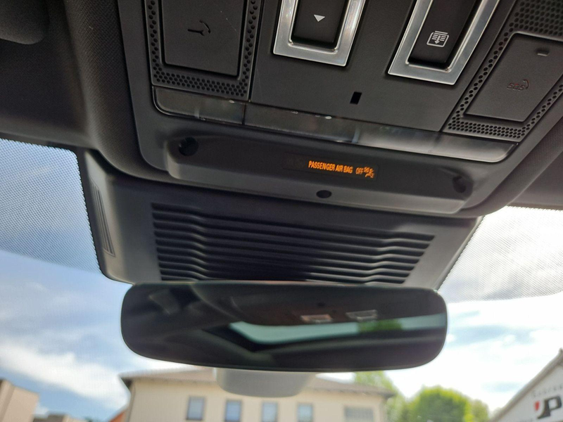 Jaguar XE R-Dynamic HSE/NAVI/Matrix-LED/ACC/Apple/eGSD — photo 21