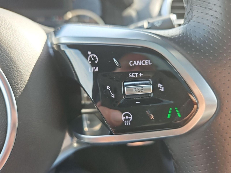 Jaguar XE R-Dynamic HSE/NAVI/Matrix-LED/ACC/Apple/eGSD — photo 19