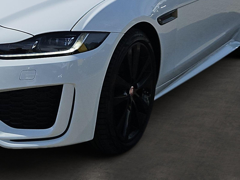 Jaguar XE R-Dynamic HSE/NAVI/Matrix-LED/ACC/Apple/eGSD — photo 7