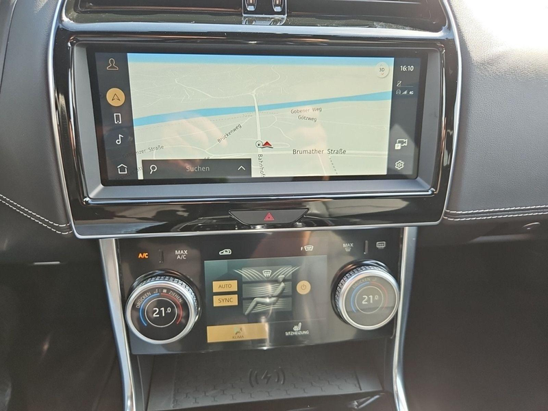 Jaguar XE R-Dynamic HSE/NAVI/Matrix-LED/ACC/Apple/eGSD — photo 10