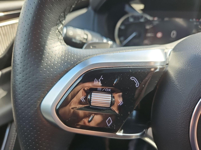 Jaguar XE R-Dynamic HSE/NAVI/Matrix-LED/ACC/Apple/eGSD — photo 18