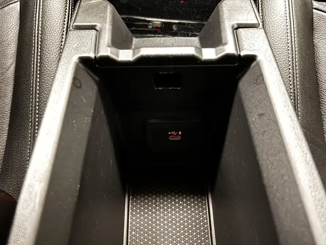 BMW 1 Series view 18