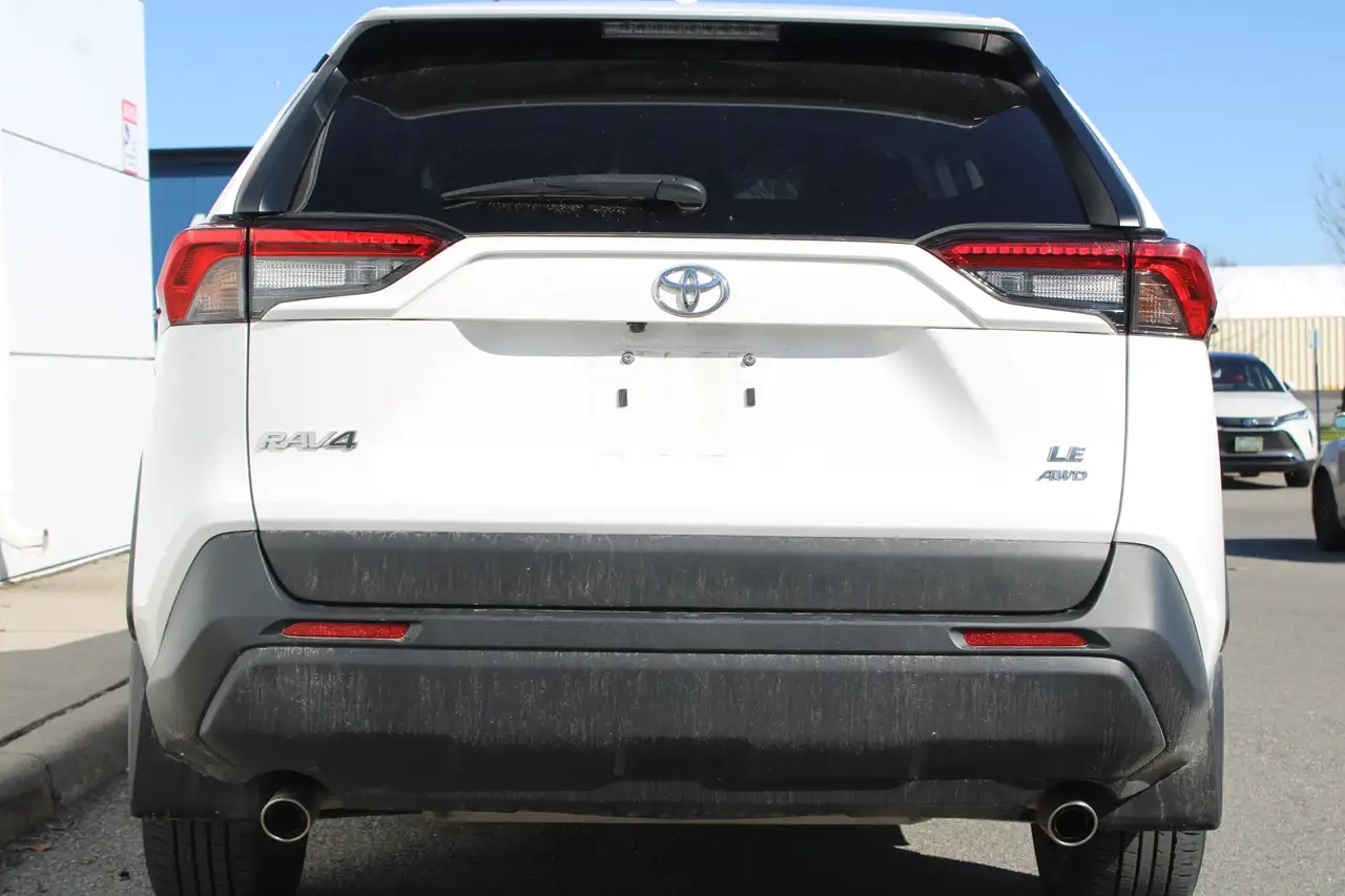Toyota RAV 4 снимка Toyota RAV 4