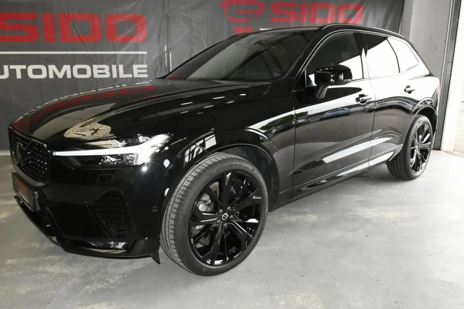 Volvo XC60 Ultim. Black AWD MASS*SITZBL*B&W*HuD*360*PANO Schwarz - 2