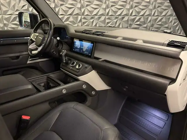 Land Rover Defender Rover 110 D240 HSE Aut. *MwSt.* Ansicht 36