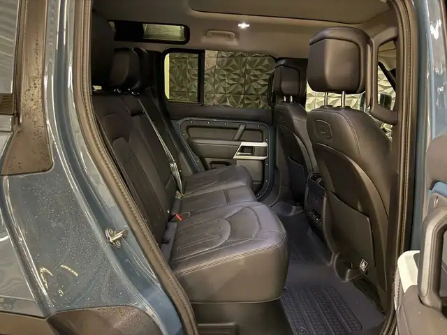 Land Rover Defender Rover 110 D240 HSE Aut. *MwSt.* Ansicht 30