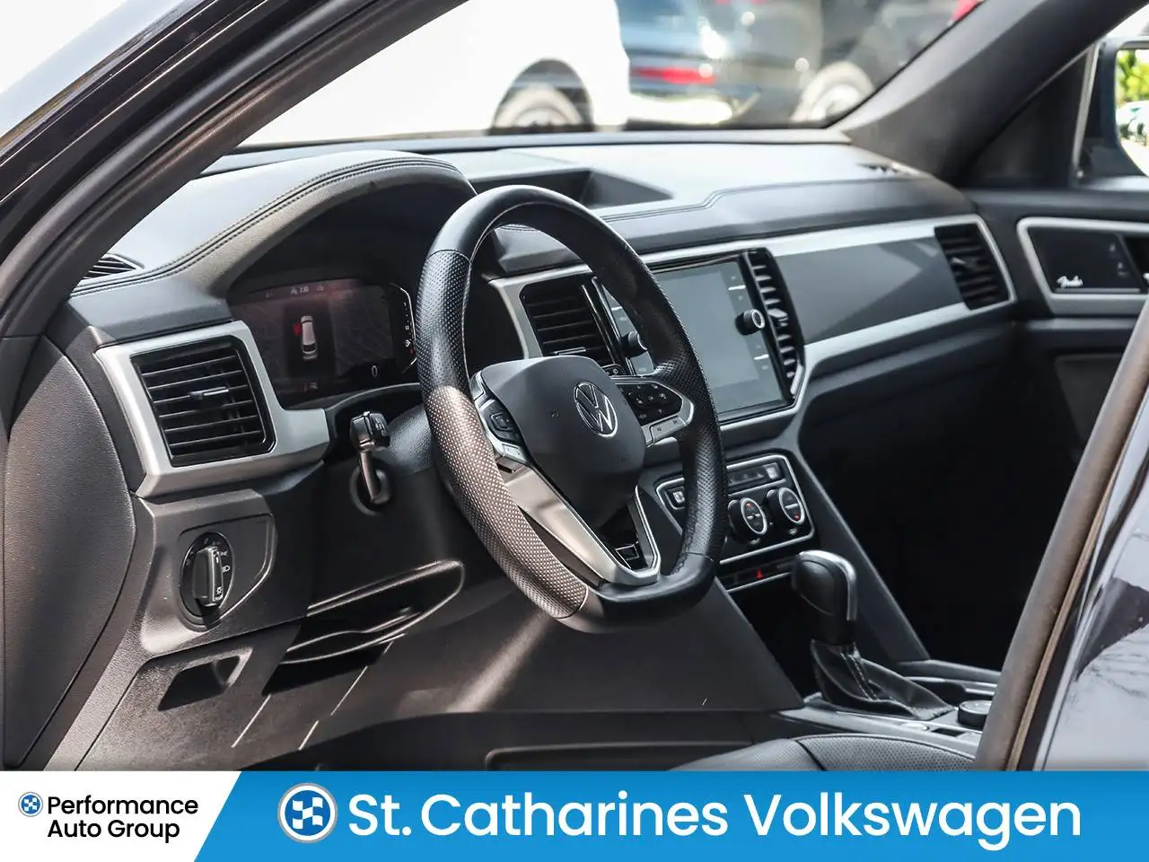 Volkswagen Atlas photo Volkswagen Atlas
