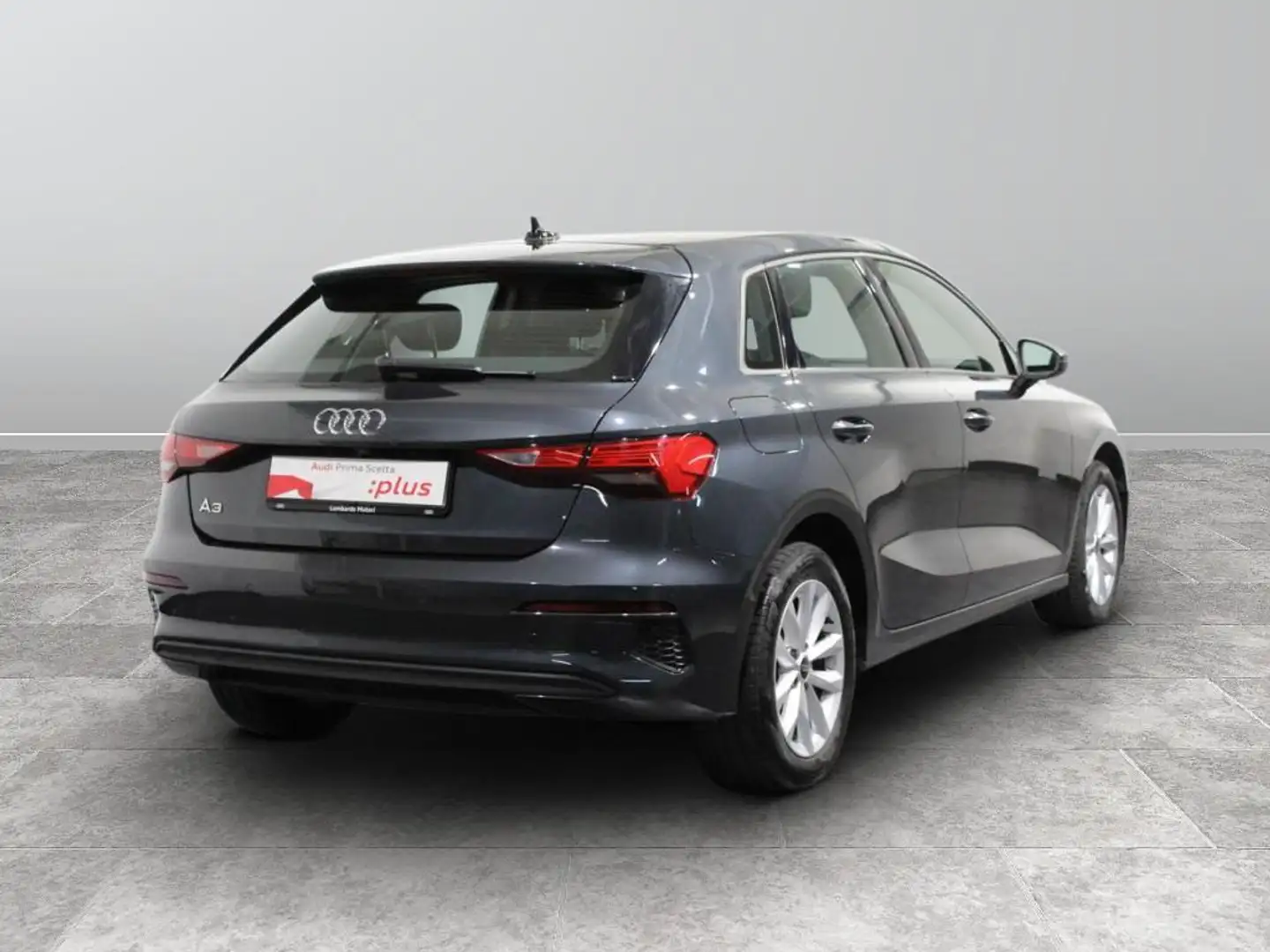 Audi A3 Sportback 35 2.0 tdi Business s-tronic Nero - 2