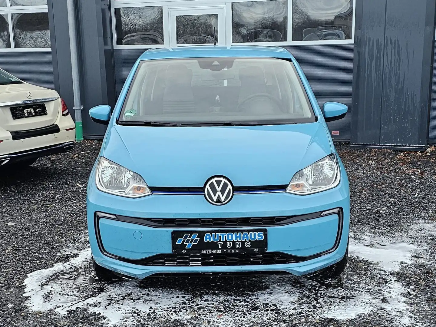 Volkswagen up! e-up! Basis, 1. Hand, Lane-Assist, Sitzheizung Blau - 2