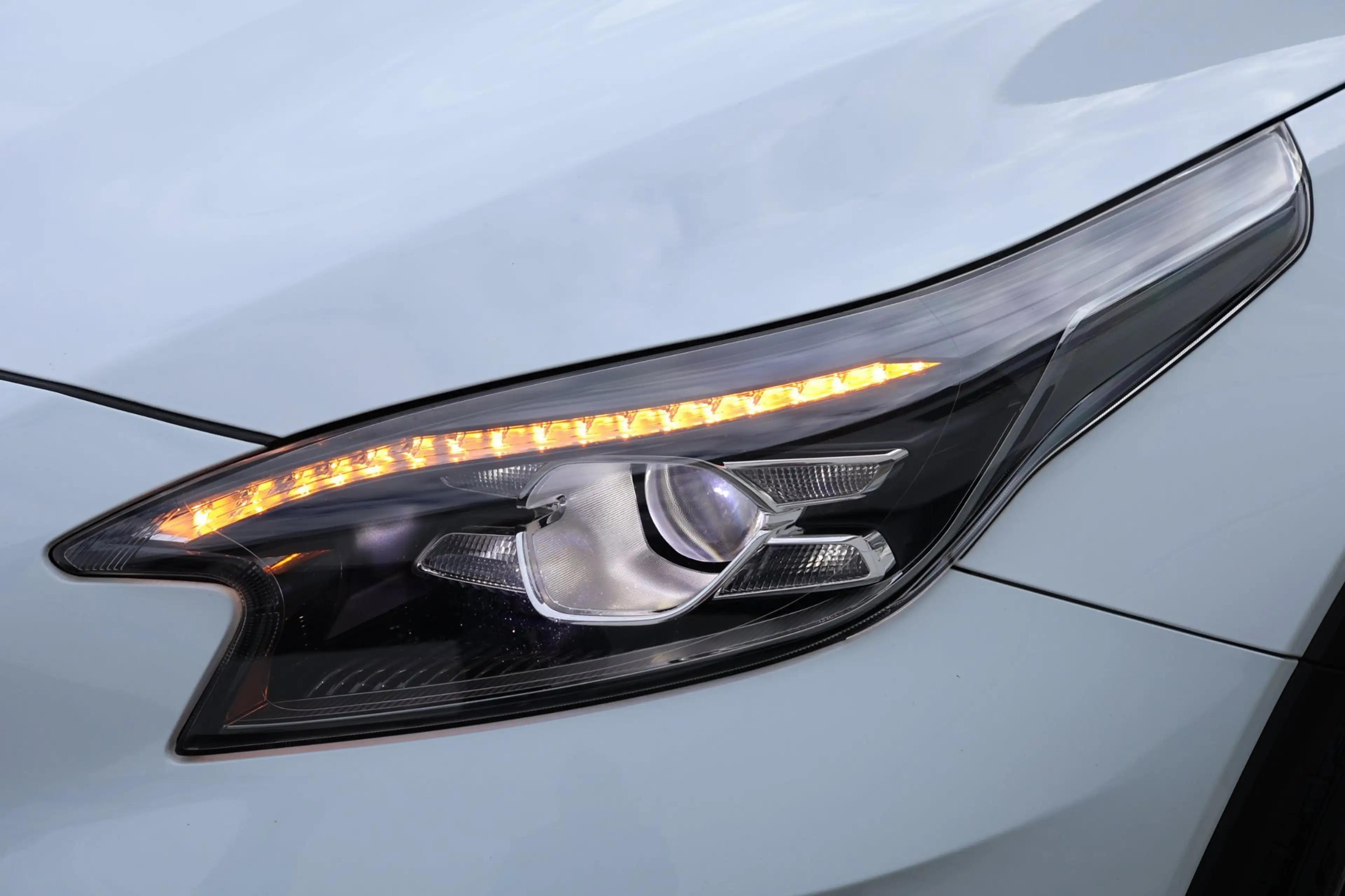 Kia XCeed 1.0 T-GDi ComfortLine Camera Carplay Cruise LED !! — photo 40