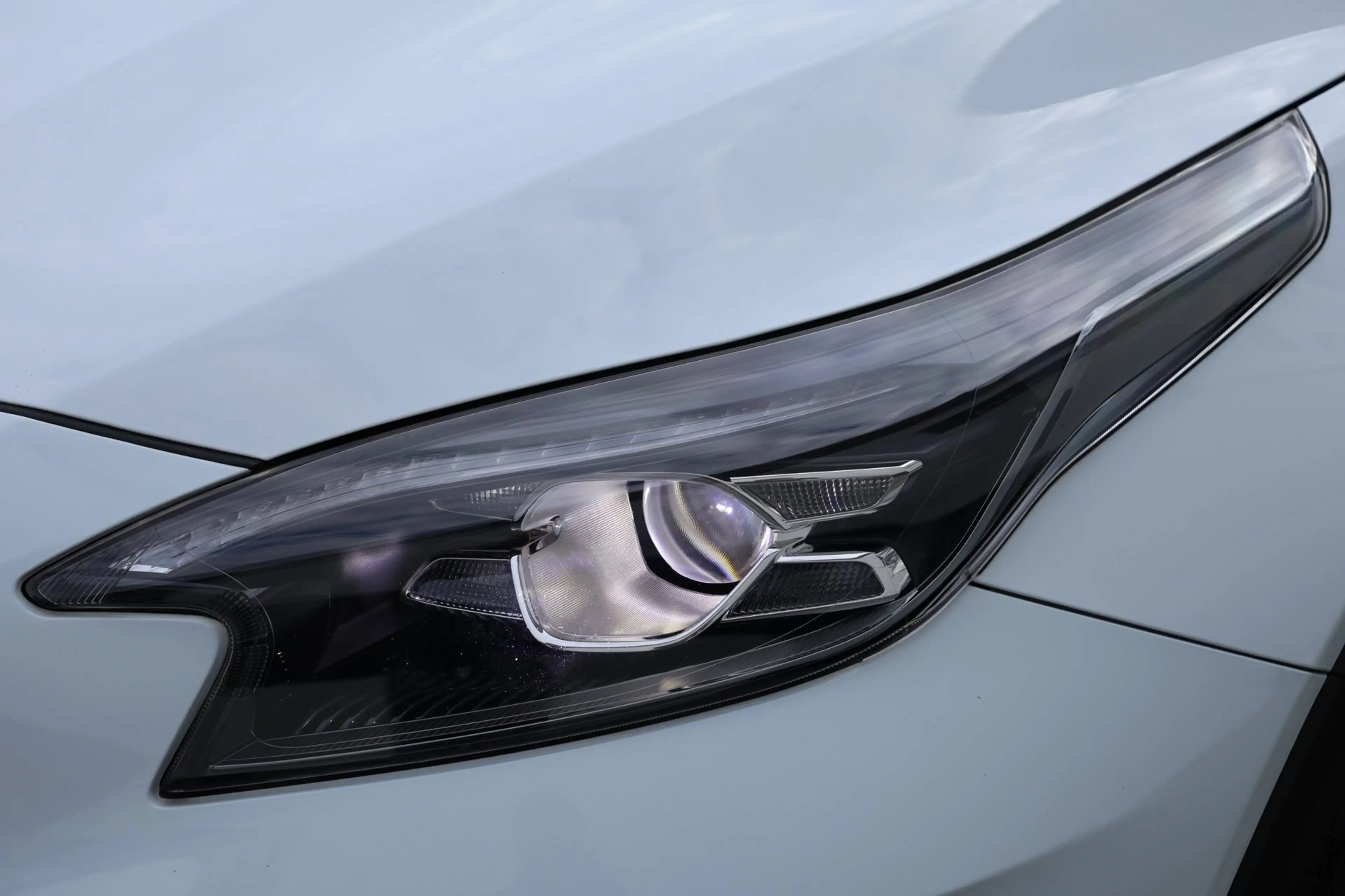 Kia XCeed 1.0 T-GDi ComfortLine Camera Carplay Cruise LED !! — photo 39