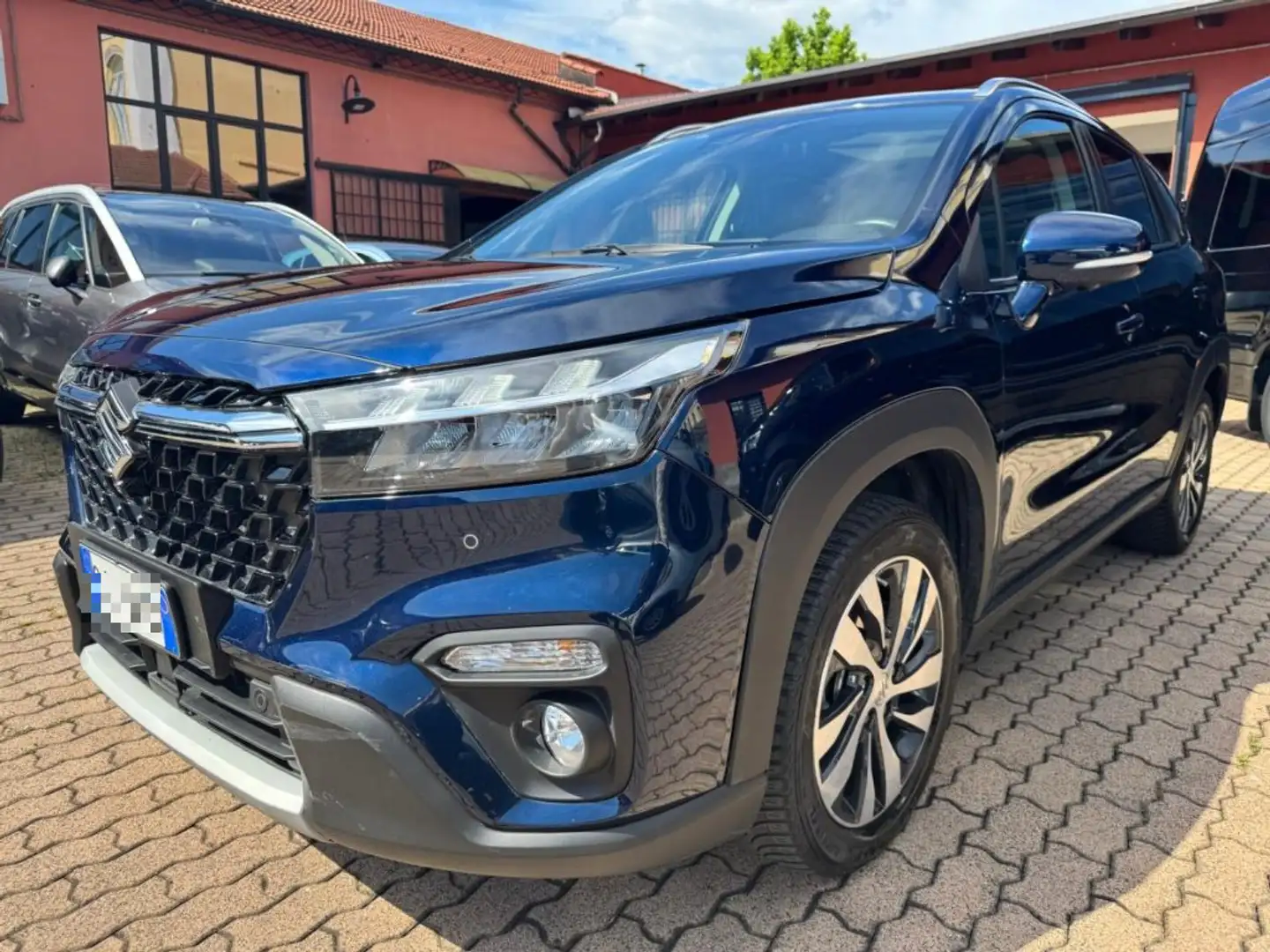 Suzuki S-Cross 1.5 FULL HYBRID 4WD AllGrip A/T Starview Blu/Azzurro - 1