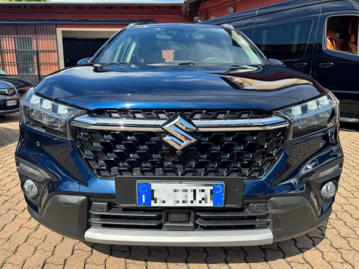 Suzuki S-Cross 1.5 FULL HYBRID 4WD AllGrip A/T Starview Blu/Azzurro - 2