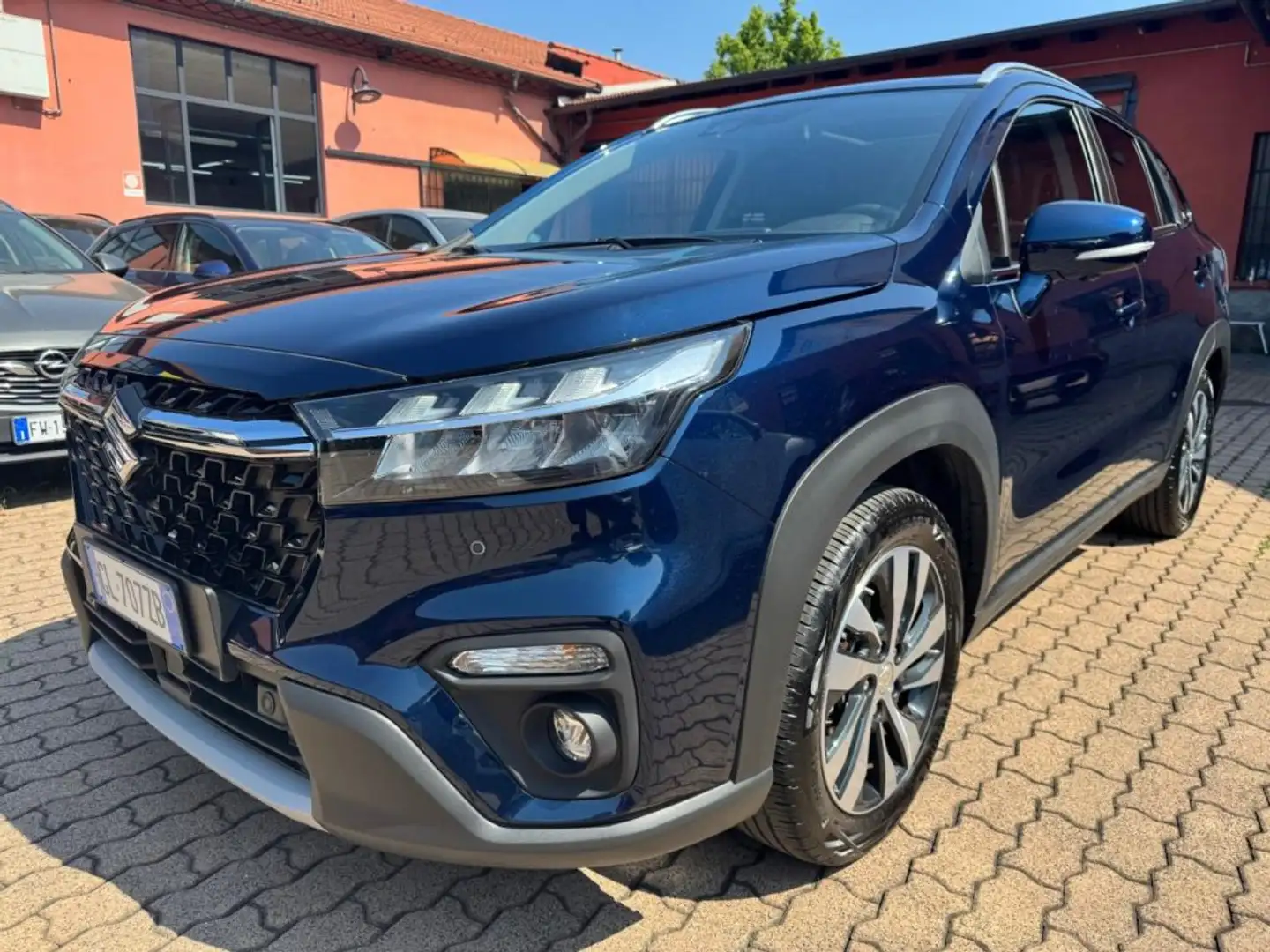 Suzuki S-Cross 1.5 FULL HYBRID 4WD AllGrip A/T Starview Bleu - 1