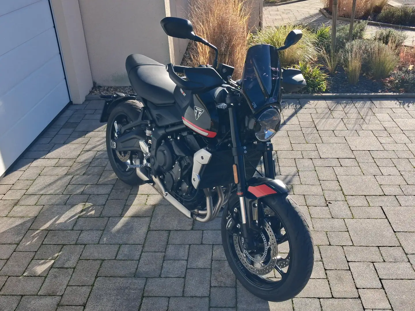 Triumph Trident 660 L101R Schwarz - 2