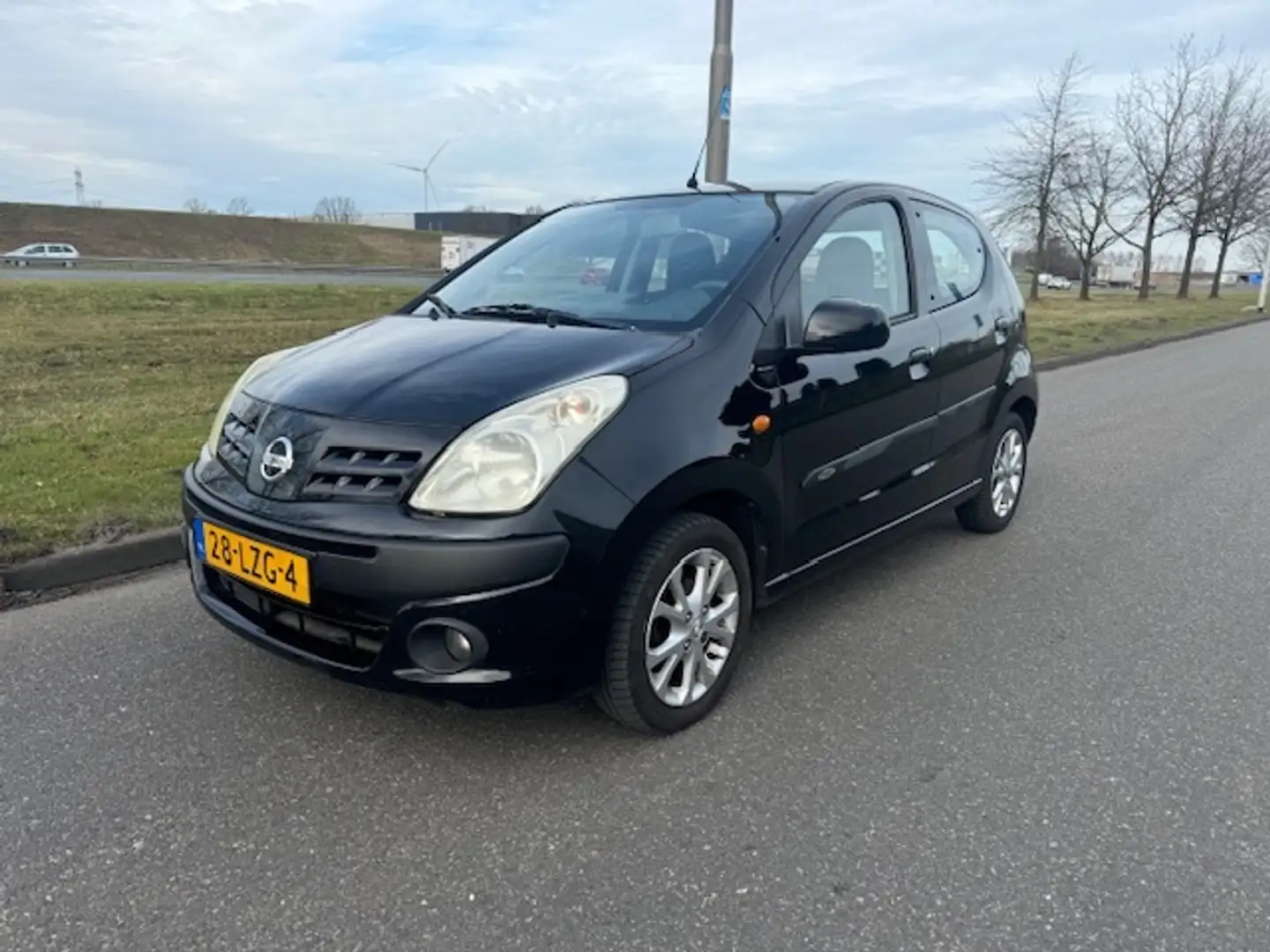 Nissan Pixo 1.0 Look AIRCO Noir - 1