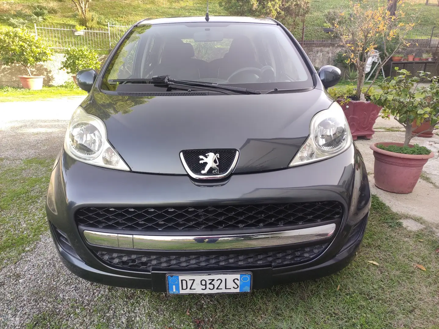 Peugeot 107 5p 1.0 12v Sweet Years 2tronic - 1